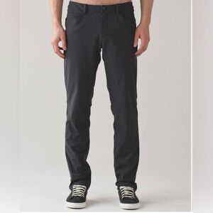 Lululemon abc pant  classic 32”
Size 34